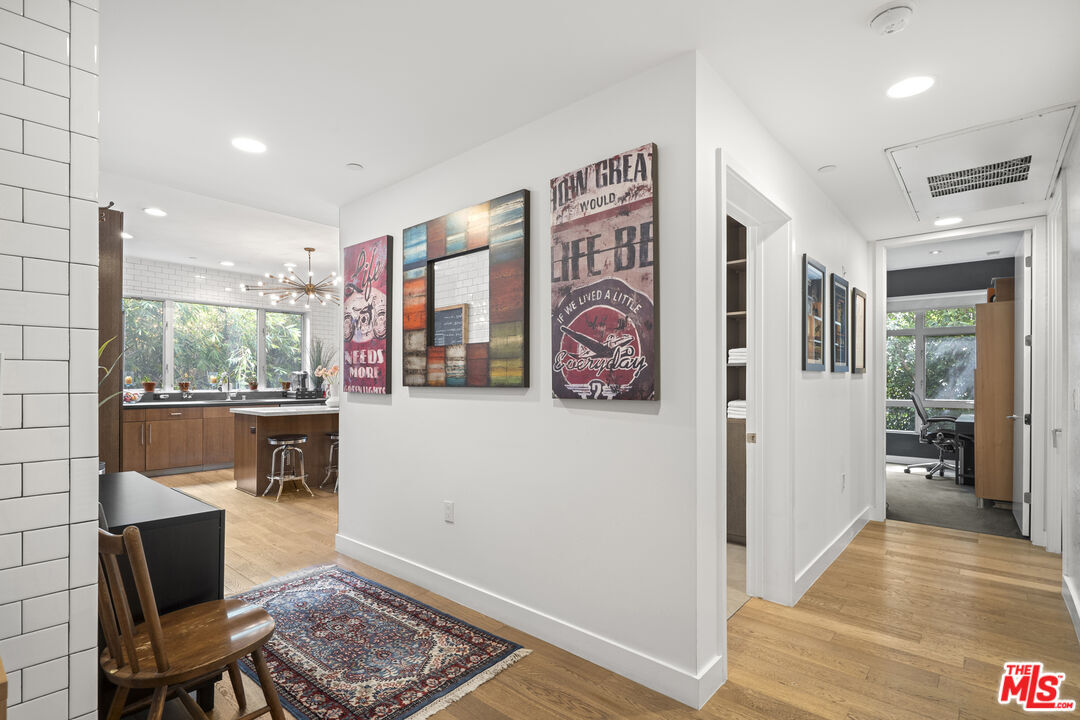Property Photo:
