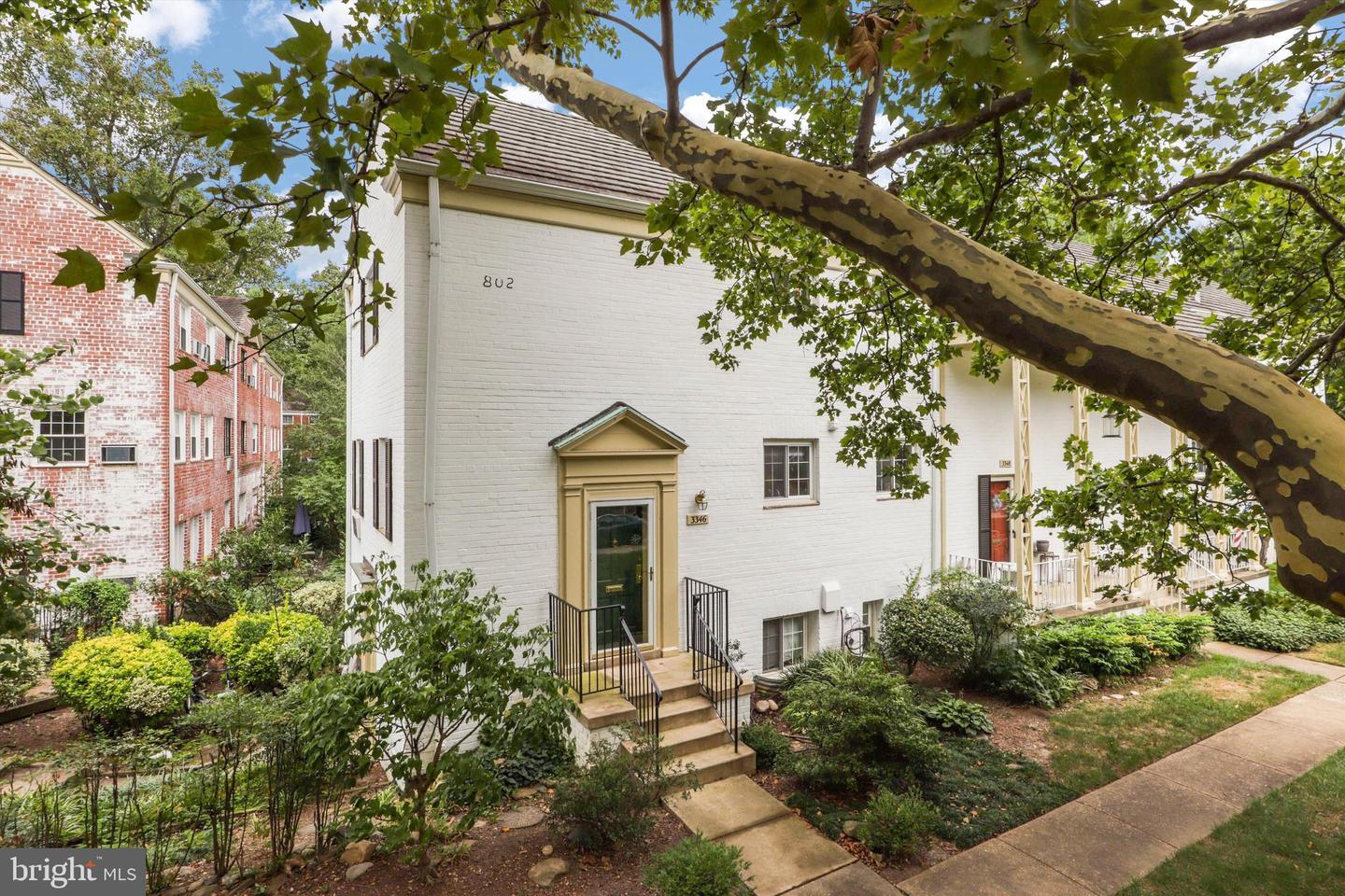 Property Photo: 3346 Valley Drive VA 22302