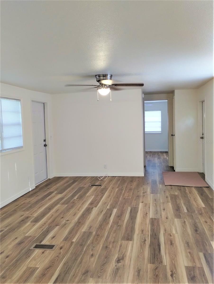 Property Photo:  303 Eagle Lake Loop Road W  FL 33880 