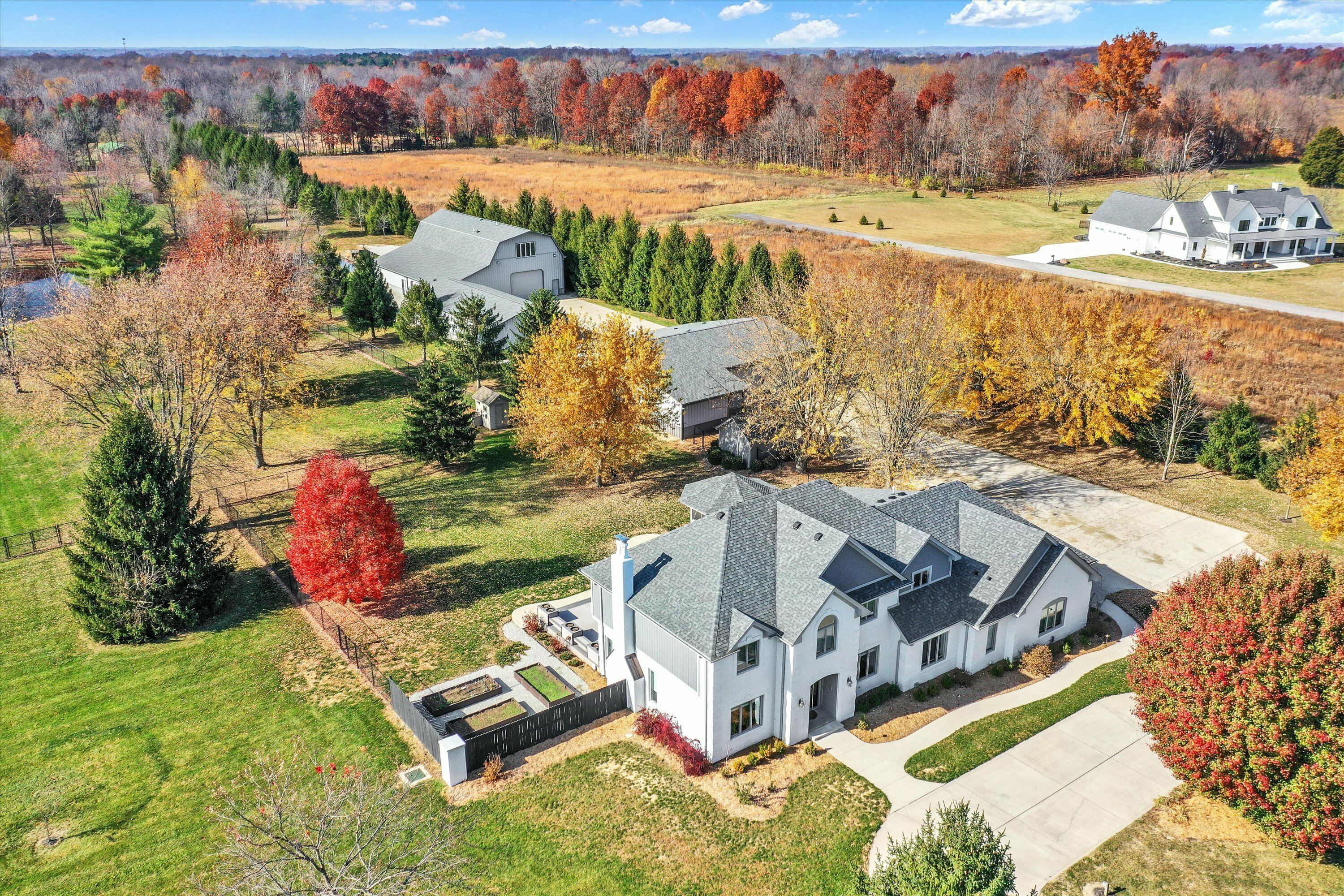 Property Photo: 4556 S Morgantown Road IN 46143