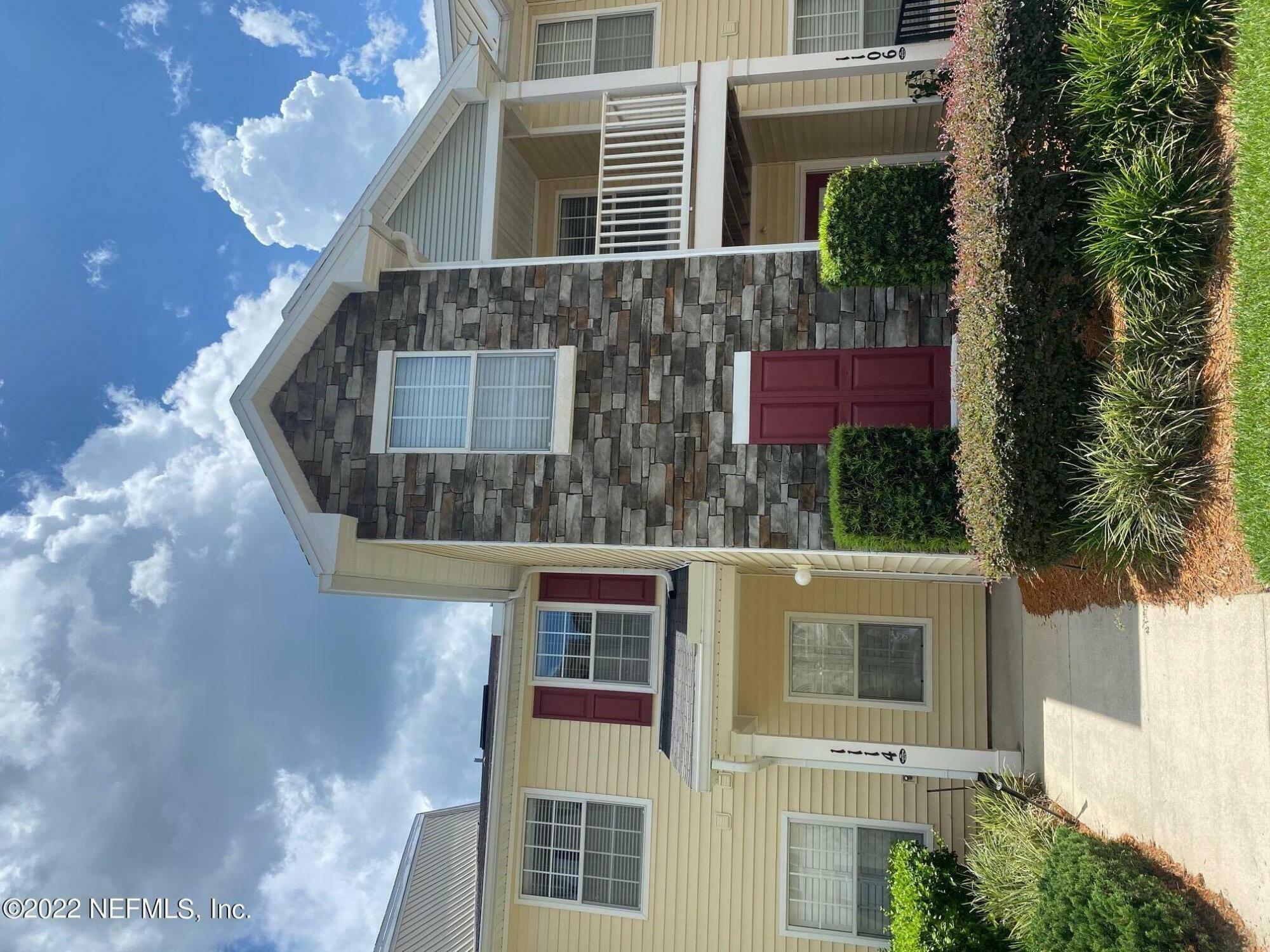 Property Photo: 575 Oakleaf Plantation Parkway 1114 FL 32065