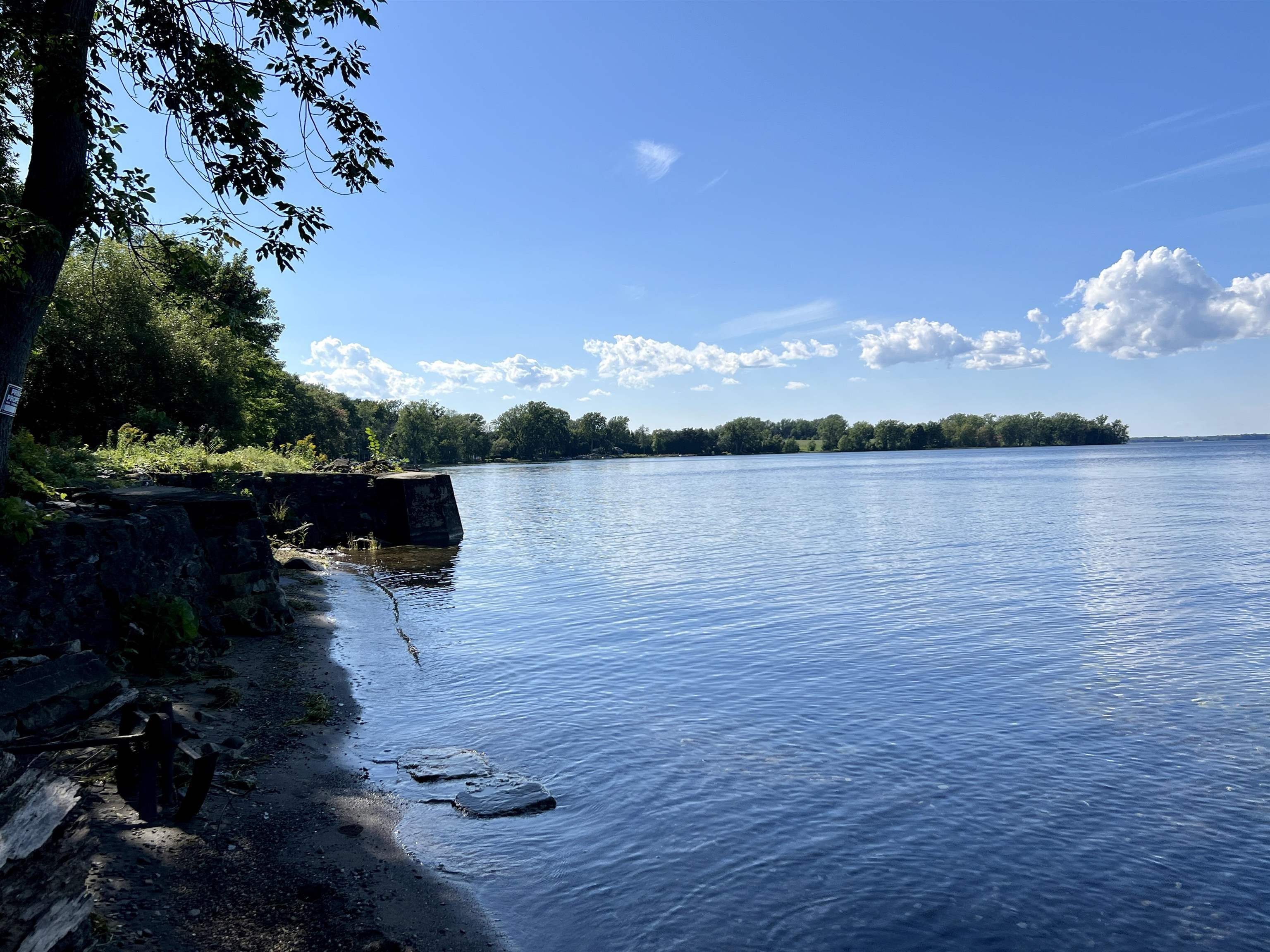 Property Photo:  102 North Shore Road  VT 05463-9710 