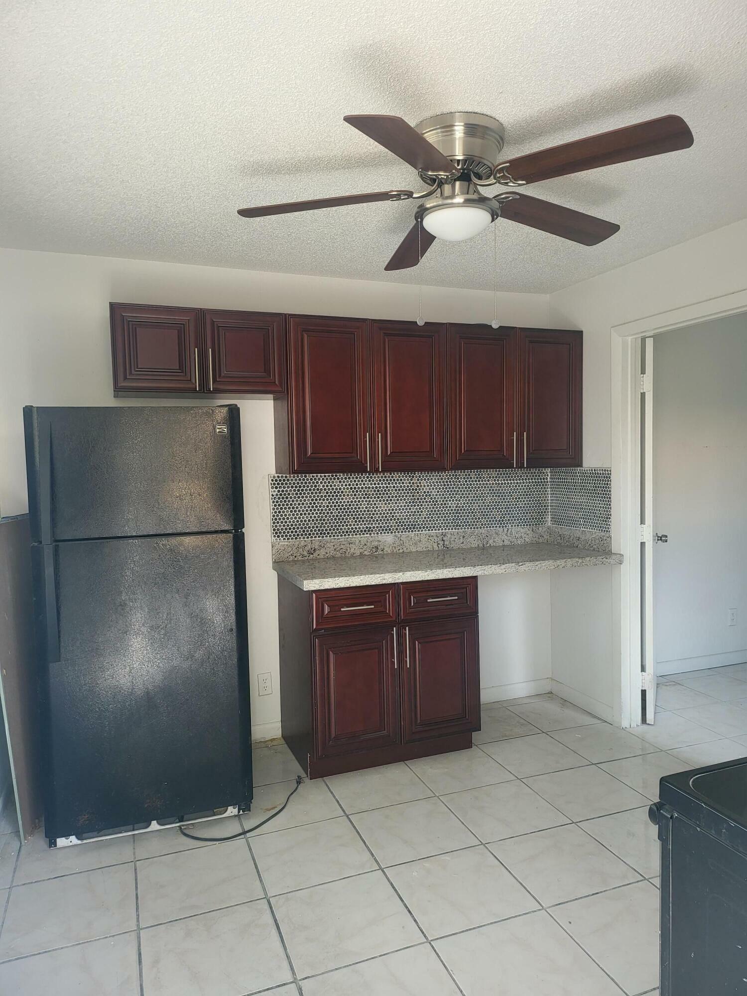 Property Photo:  1271 NW 29th Terrace 3  FL 33311 