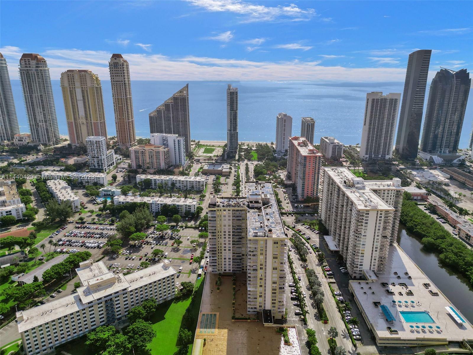 Property Photo: 231 174th St 1808 FL 33160