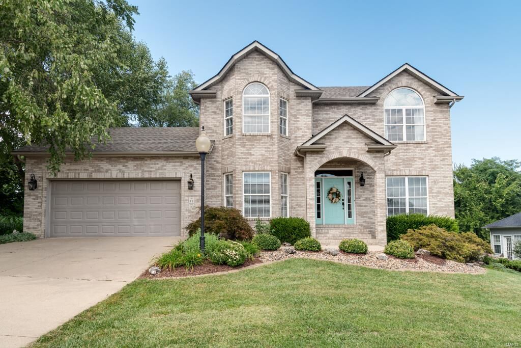 Property Photo:  113 Somerset Drive  IL 62034 