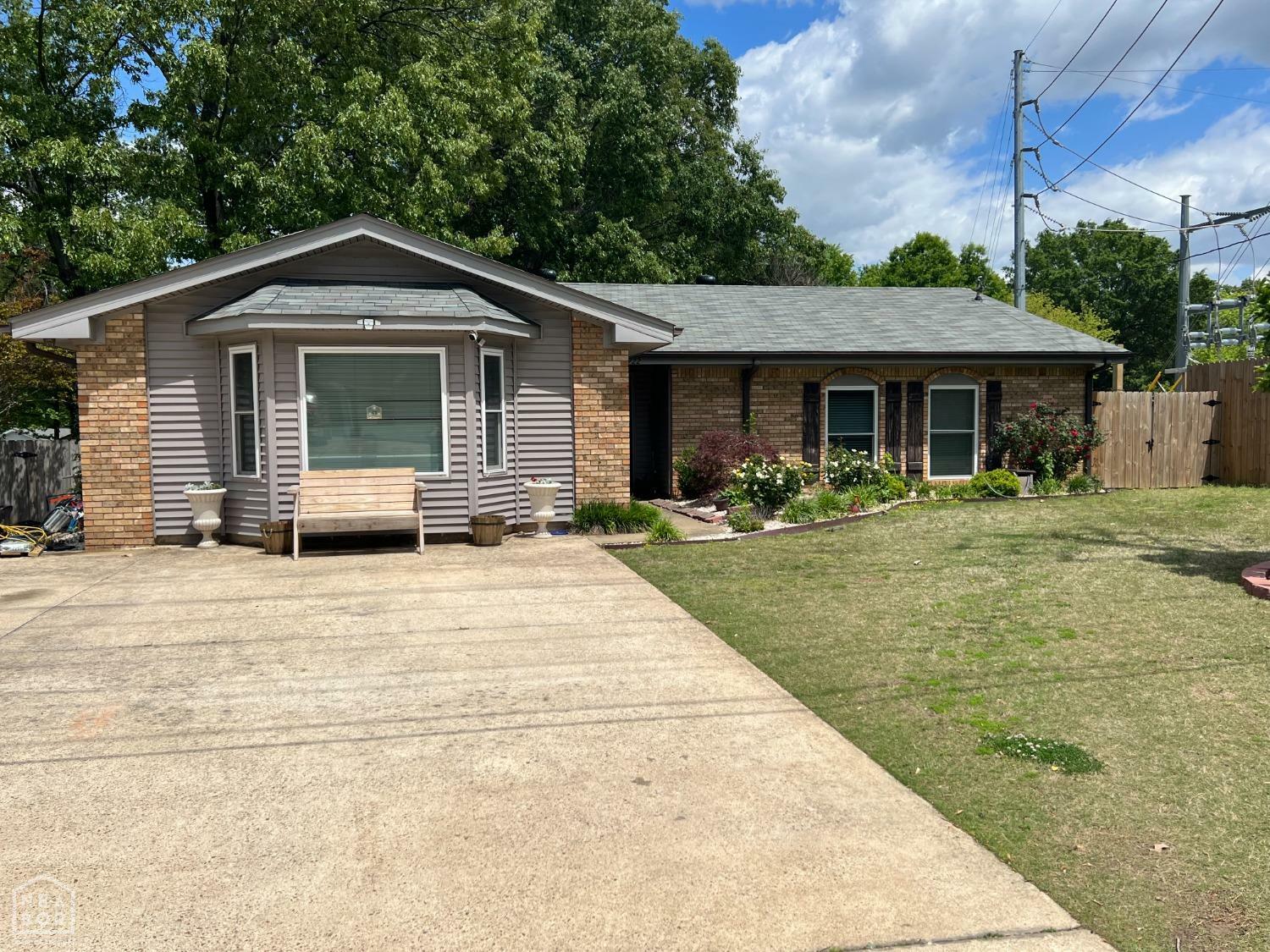 Property Photo:  1922 W Nettleton Avenue  AR 72401 