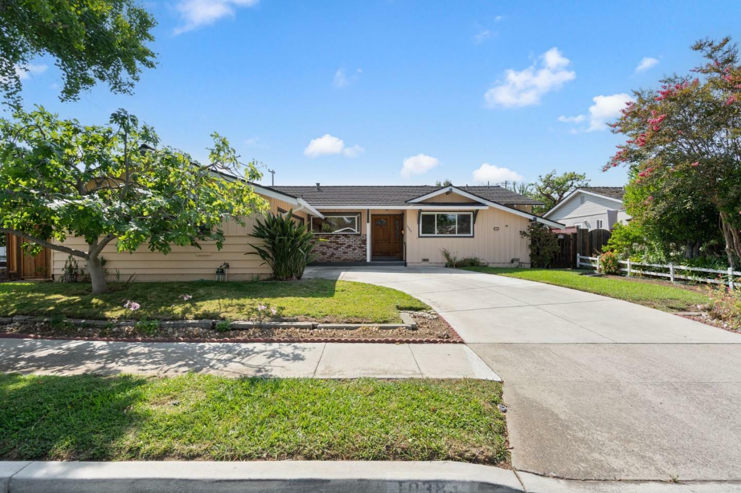 Property Photo:  10383 Colby Avenue  CA 95014 
