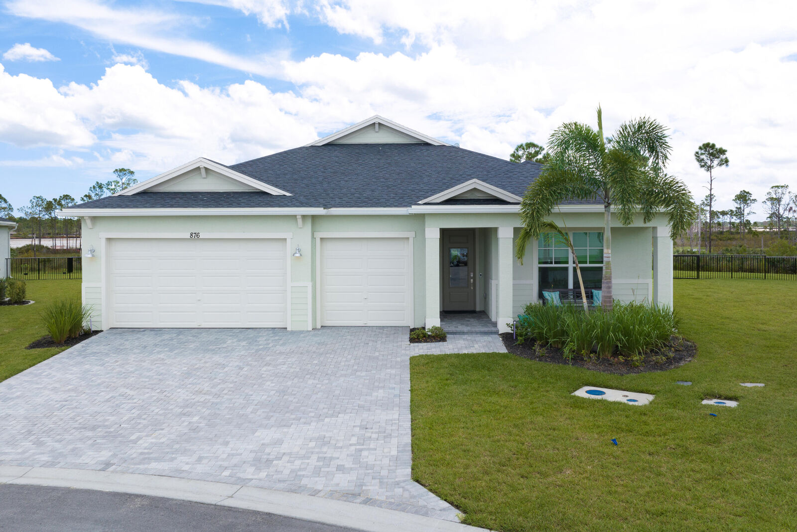 Property Photo:  876 SE Foxcross Way Way  FL 34984 