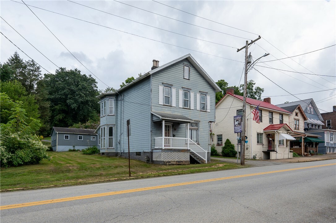 411 Salt St  Saltsburg PA 15681 photo