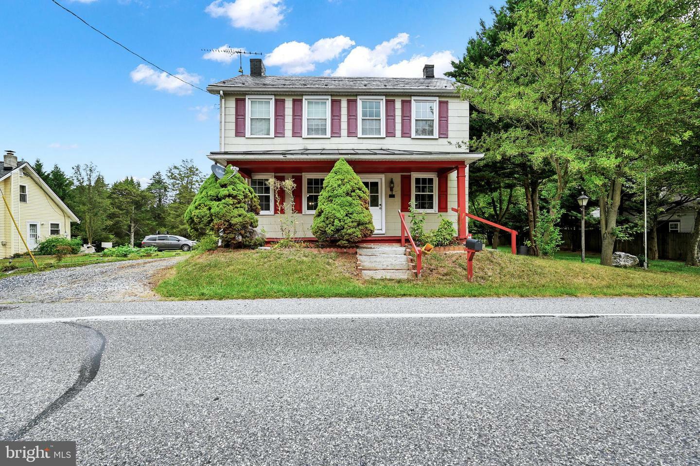 Property Photo: 414 Main Street PA 17372