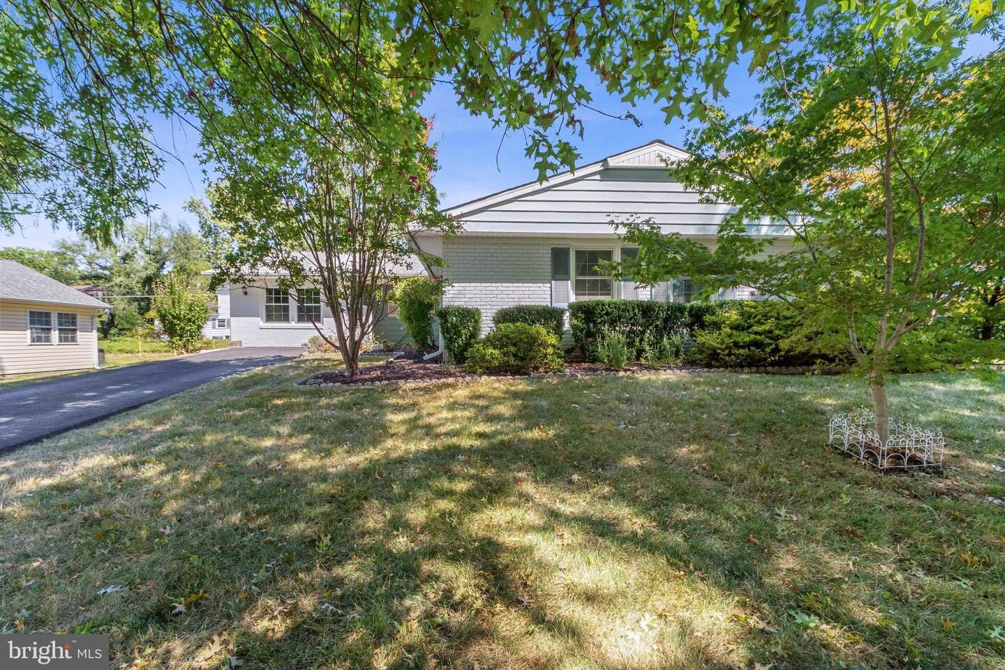 Property Photo: 13120 Poplar Tree Road VA 22033