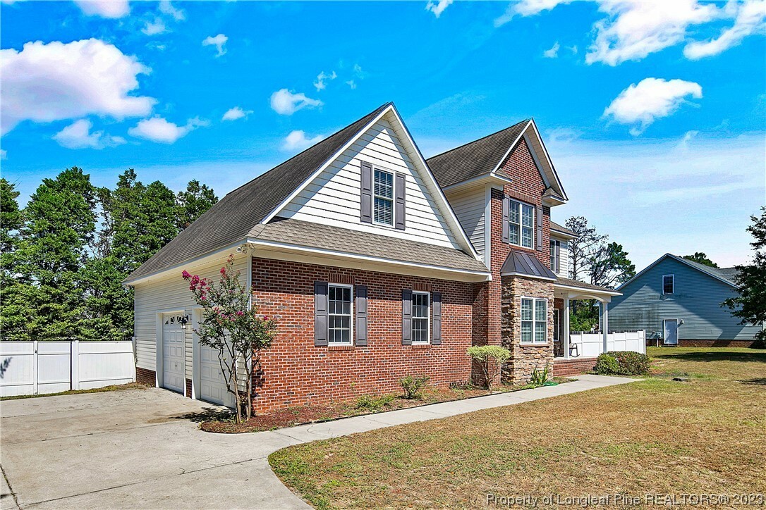 Property Photo:  708 Maple Grove Court  NC 28348 