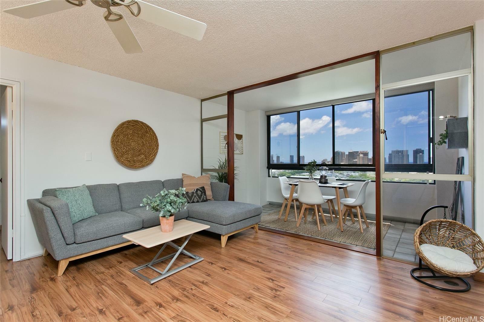 Property Photo:  2033 Nuuanu Avenue 10C  HI 96817 