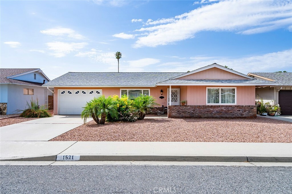 Property Photo:  1521 W Westmont Avenue  CA 92543 