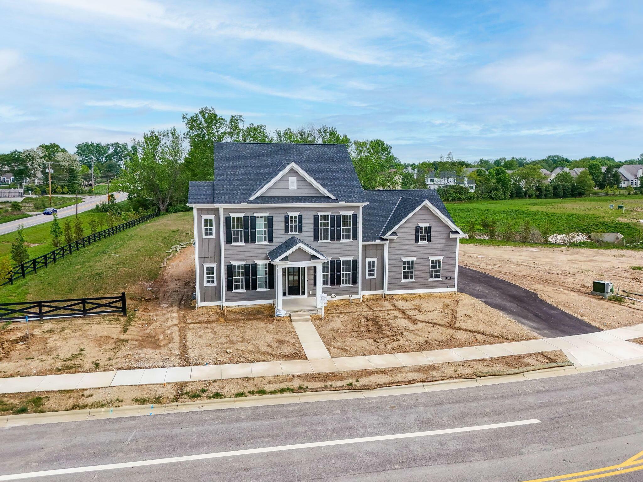 Property Photo: 3175 Briarwood Lane OH 43035