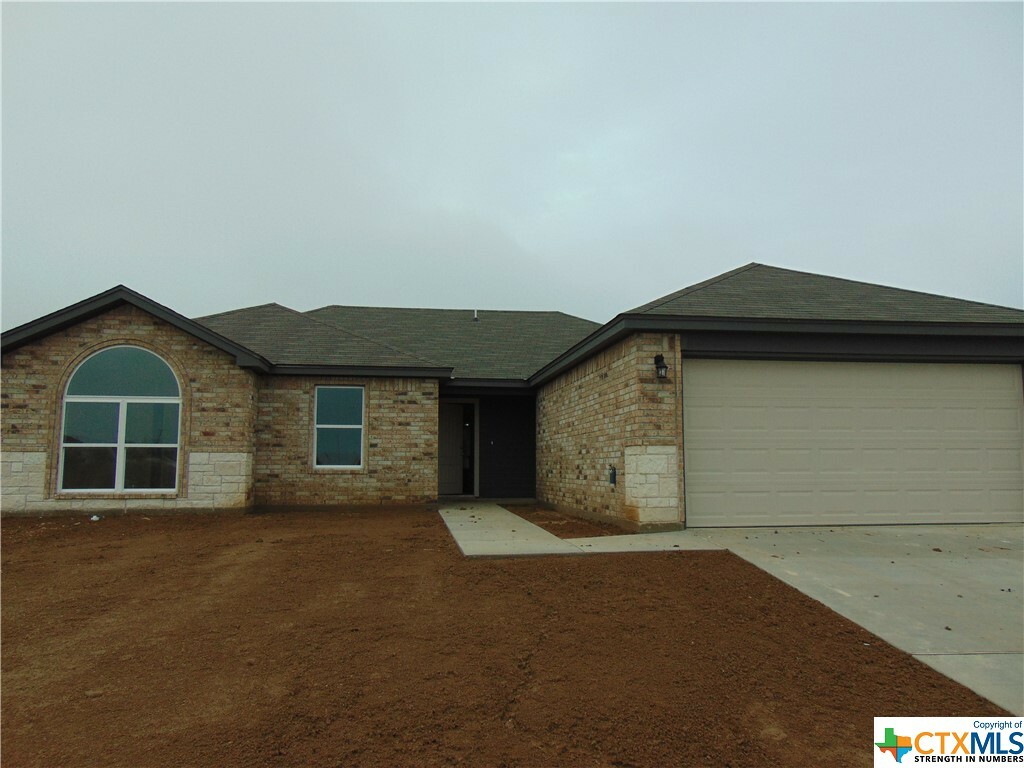 Property Photo:  3203 Salt Fork Drive  TX 76549 