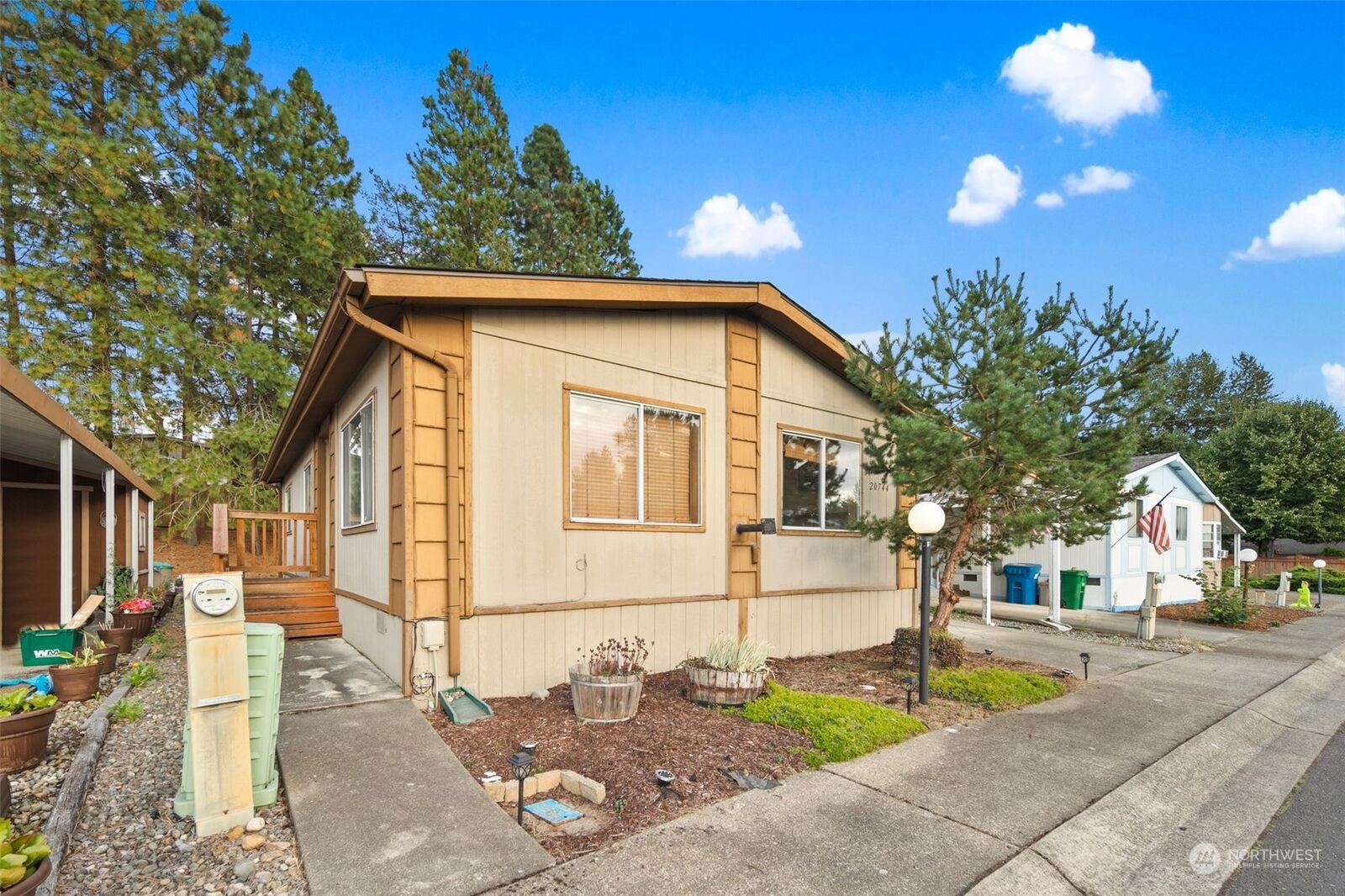 2 bed Kent home for sale 20744 113th Place SE, Kent, WA 98031