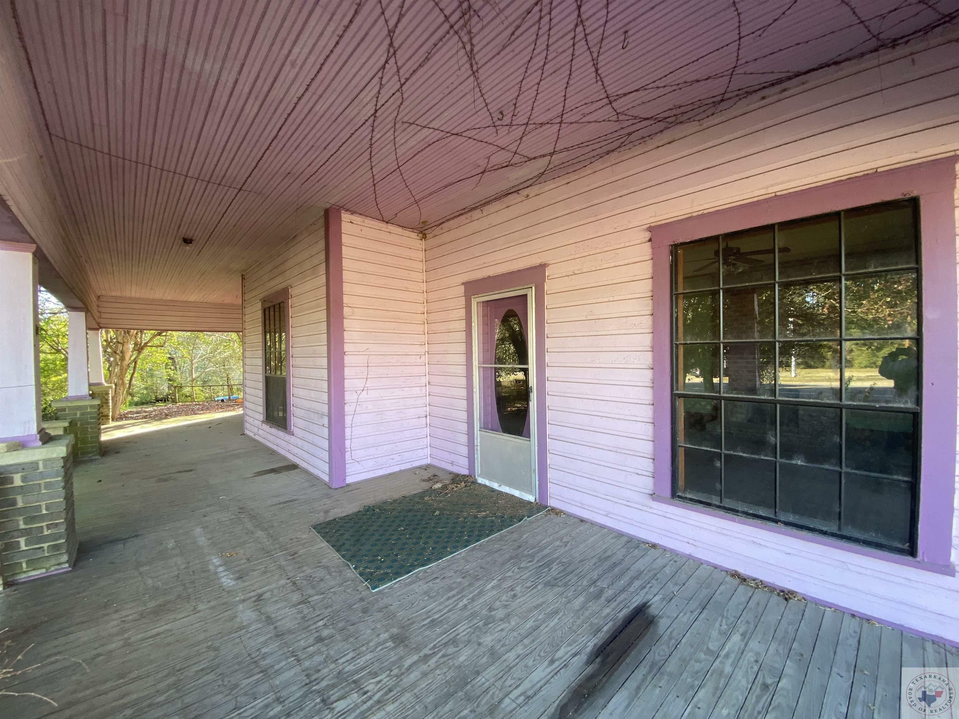 Property Photo: 117 W Antioch St AR 71940