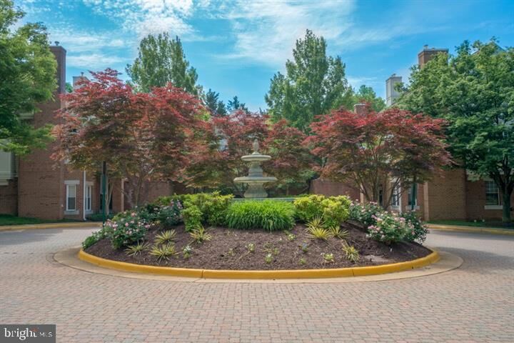 Property Photo:  7027 Haycock Road 507/G  VA 22043 