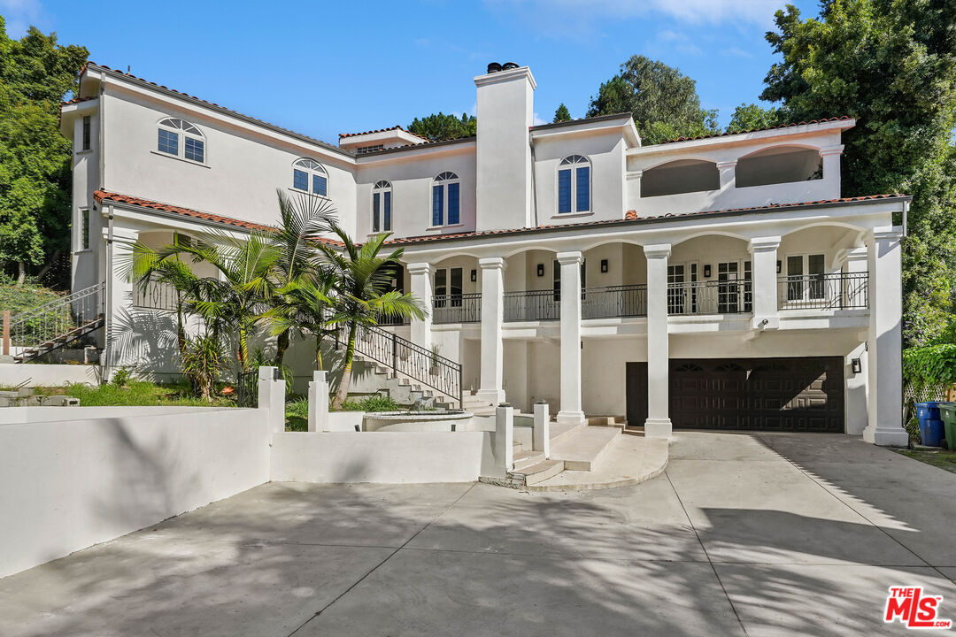 Home for sale in Los Angeles: 11340 W Sunset Blvd, Los Angeles, CA 90049