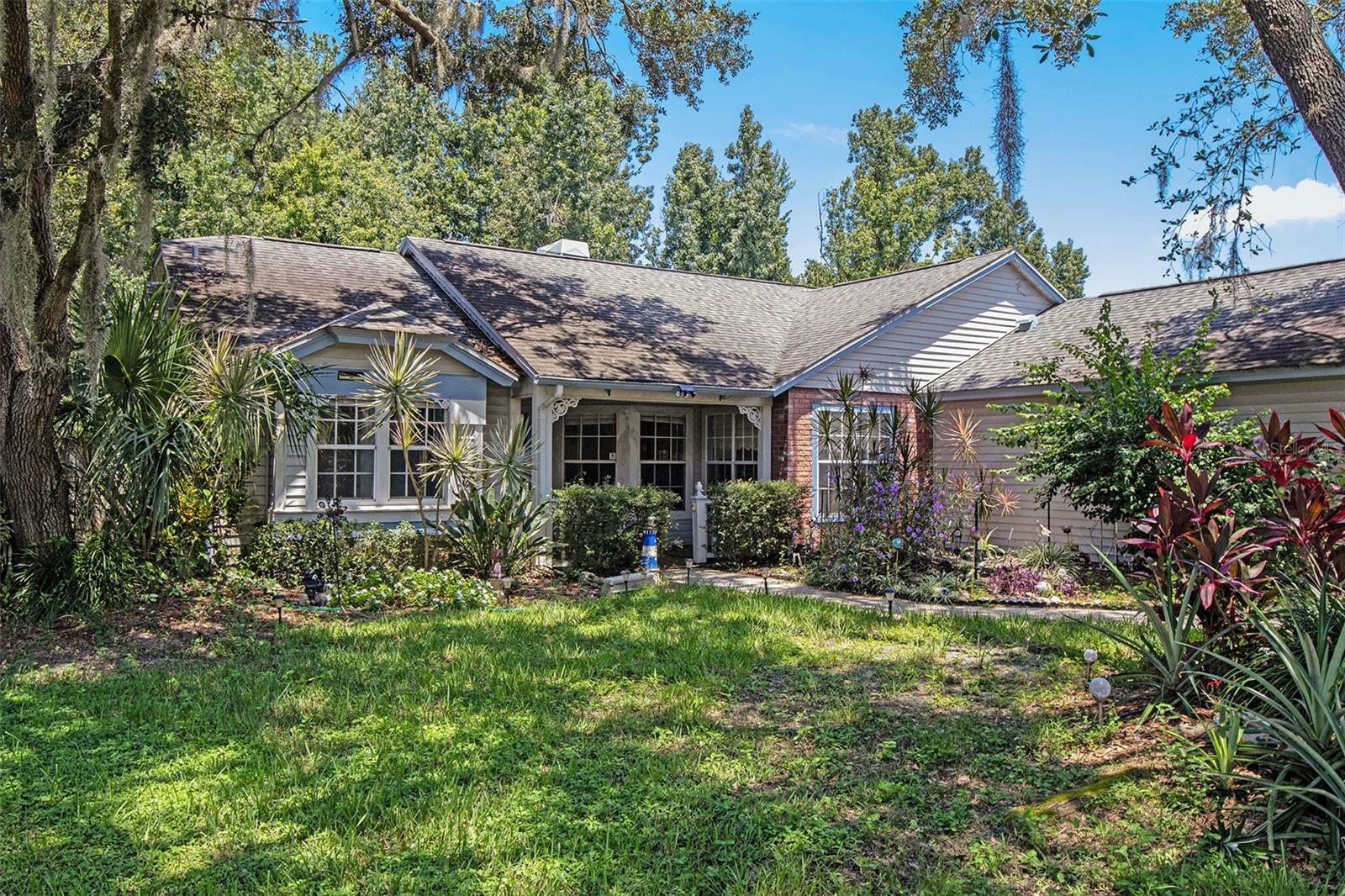 Property Photo:  3349 Silvermoon Drive  FL 33566 