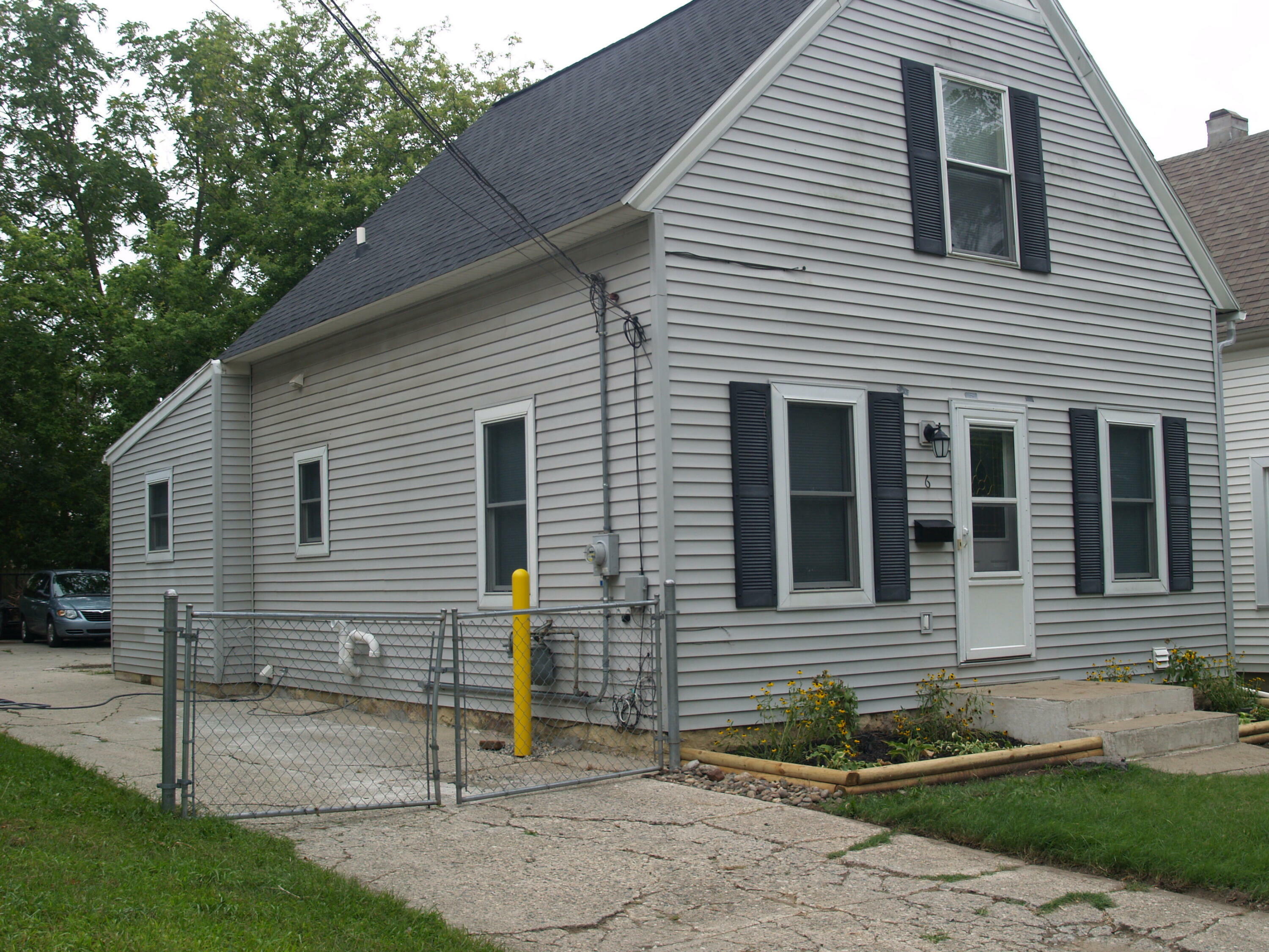 Property Photo:  6 Travis Street NE  MI 49505 