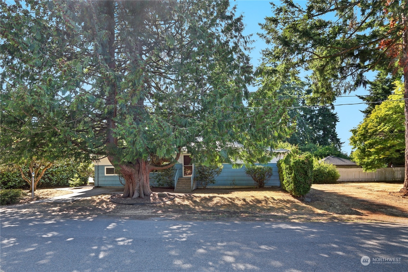 Property Photo:  19001 Wallingford Avenue N  WA 98133 