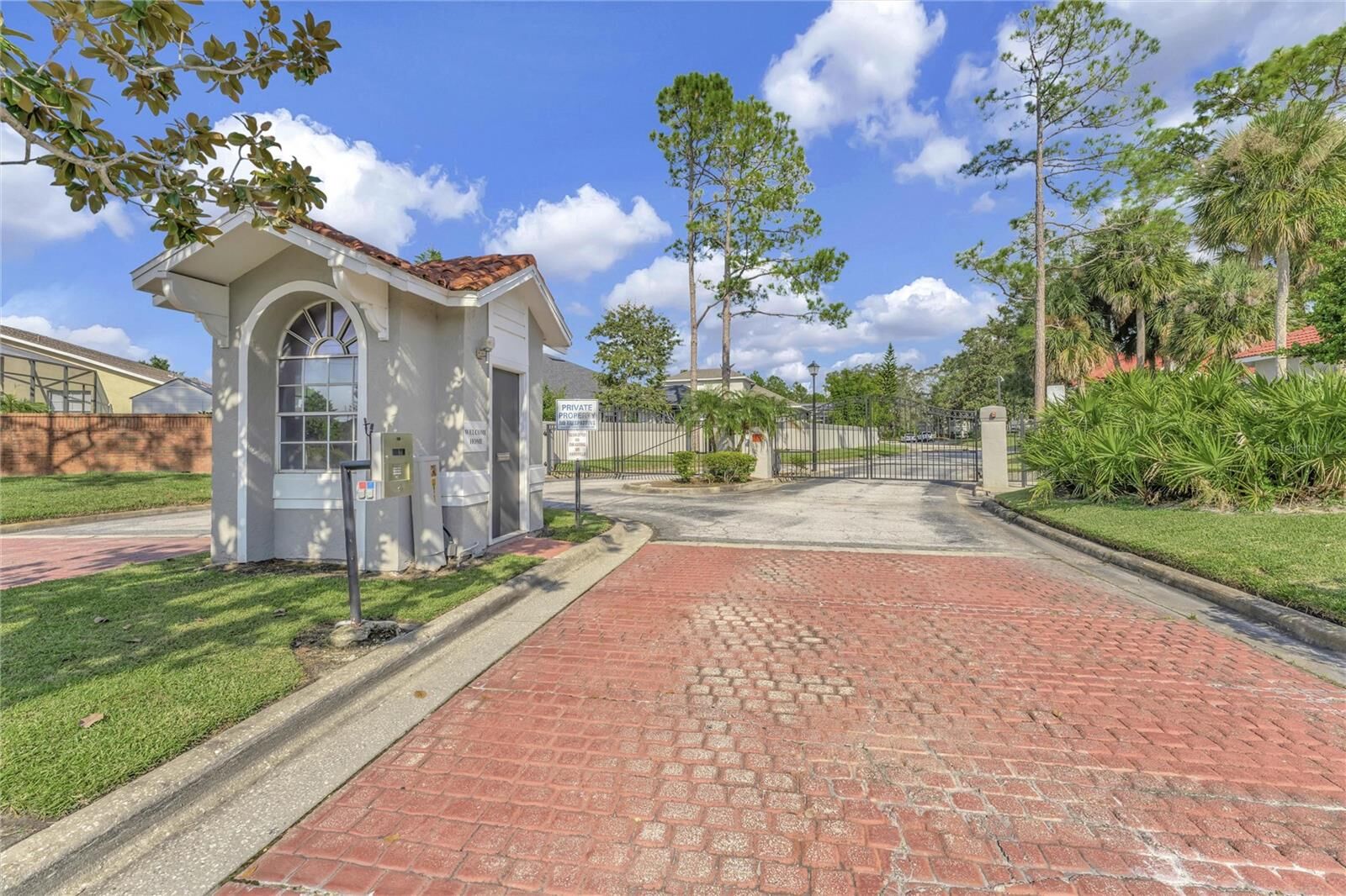 Property Photo: 935 Northern Dancer Way 107 FL 32707