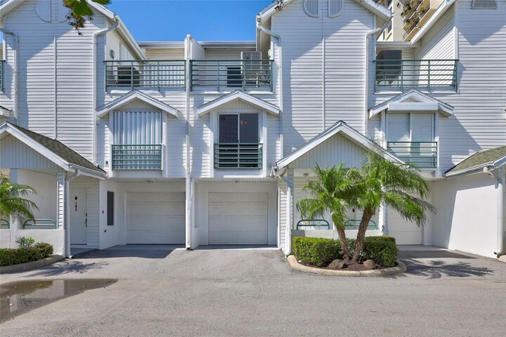 Property Photo:  320 Island Way 103  FL 33767 