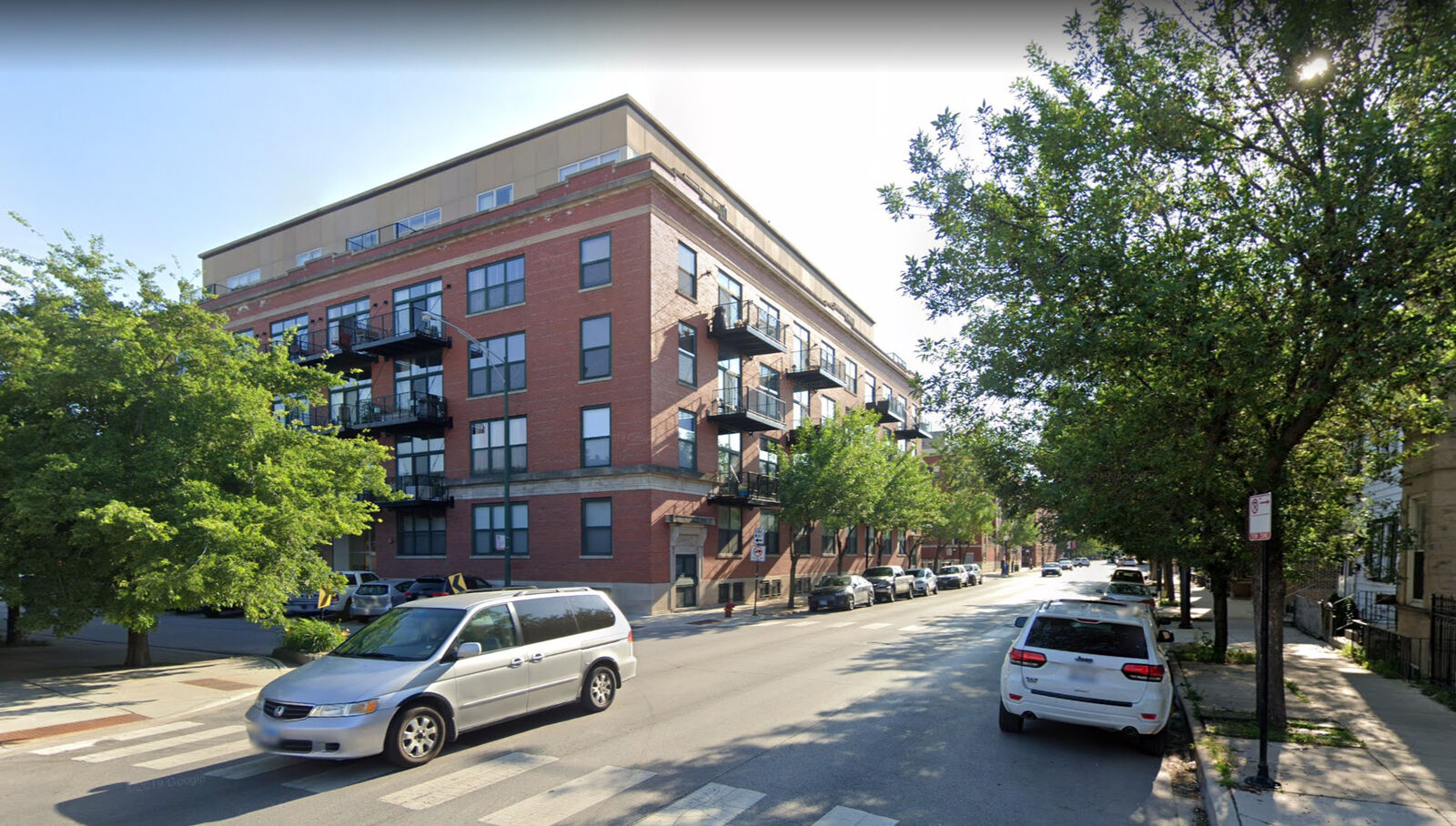 Property Photo: 3500 S Sangamon Street 211 IL 60609