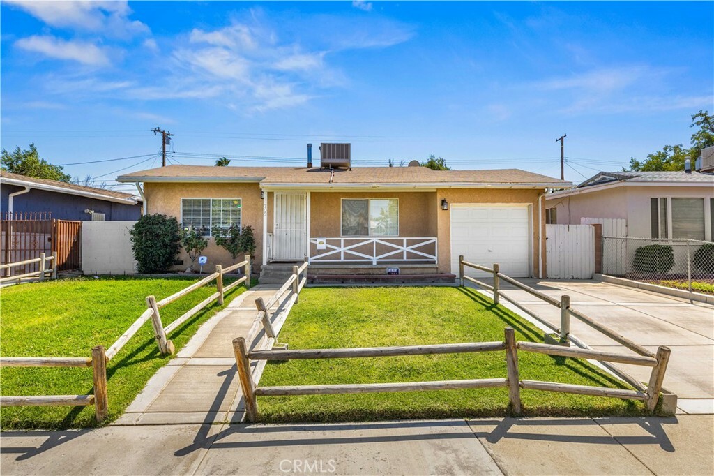 700 W Avenue J8  Lancaster CA 93534 photo