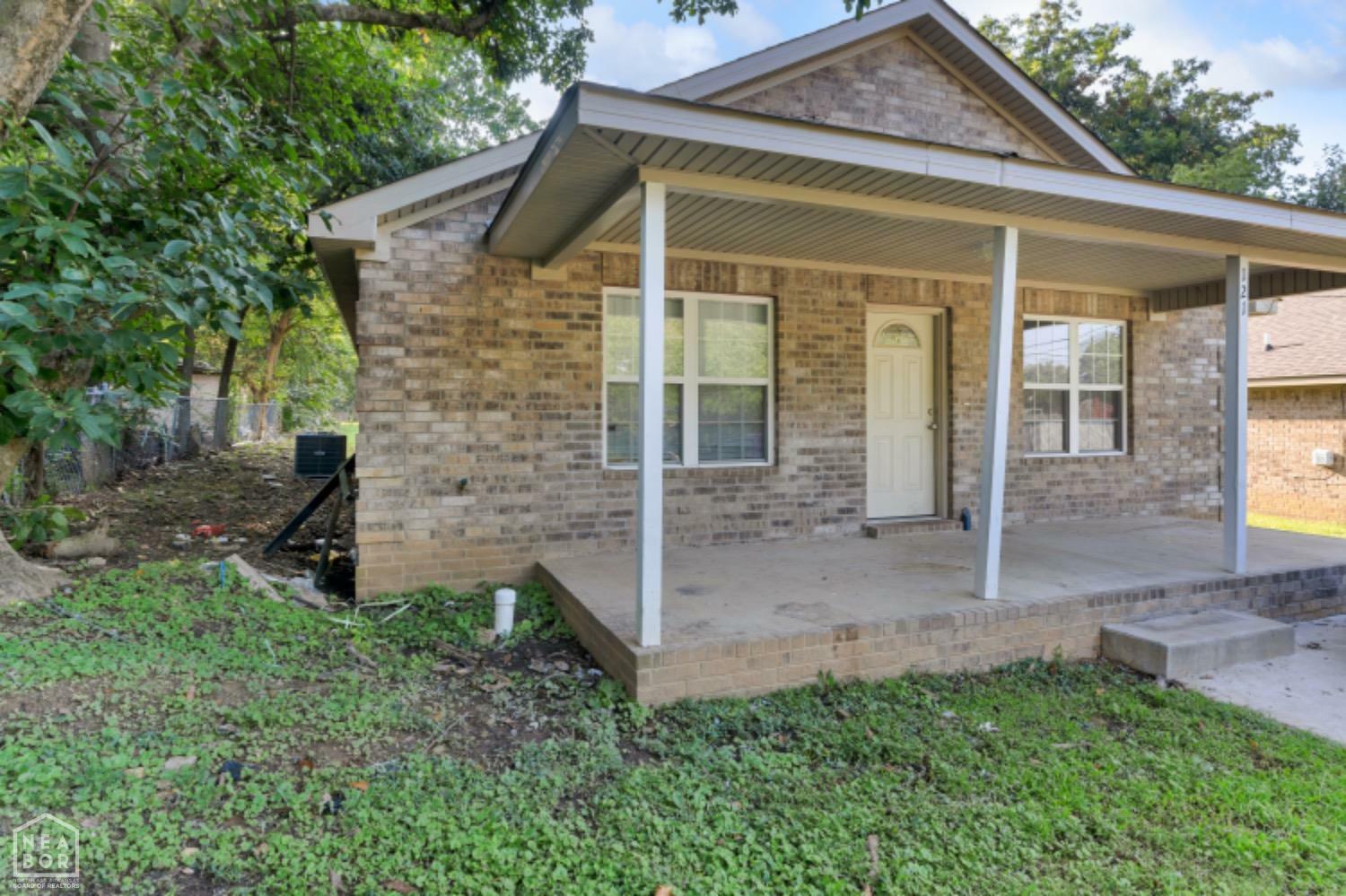 Property Photo:  121 Drake Street  AR 72401 