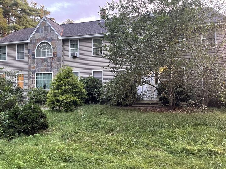 Property Photo:  33 Sibley Rd  MA 01475 