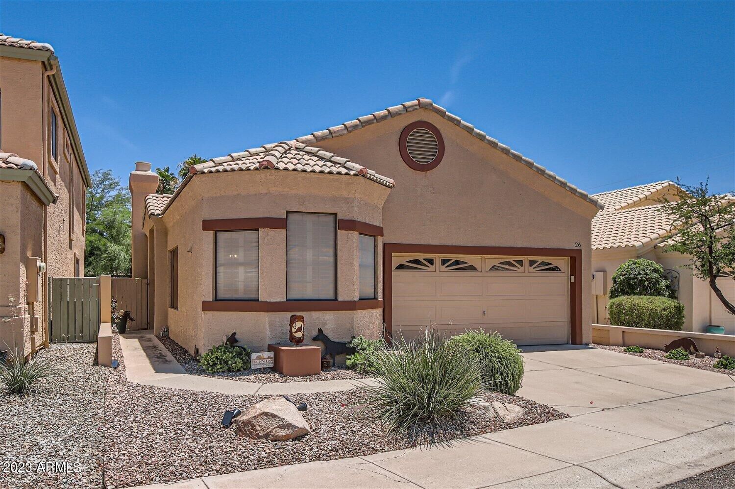 Property Photo: 1001 E Griswold Road 26 AZ 85020