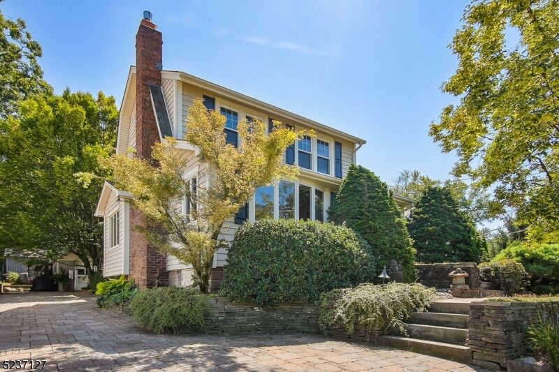 Property Photo: 162 Beaufort Ave NJ 07039
