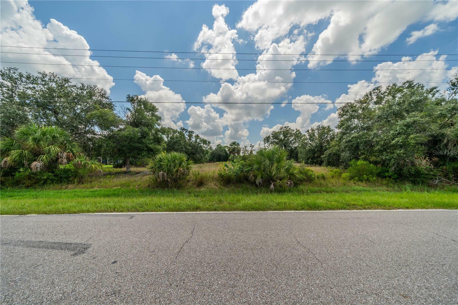 Property Photo:  1738 Lightfoot Road  FL 33598 