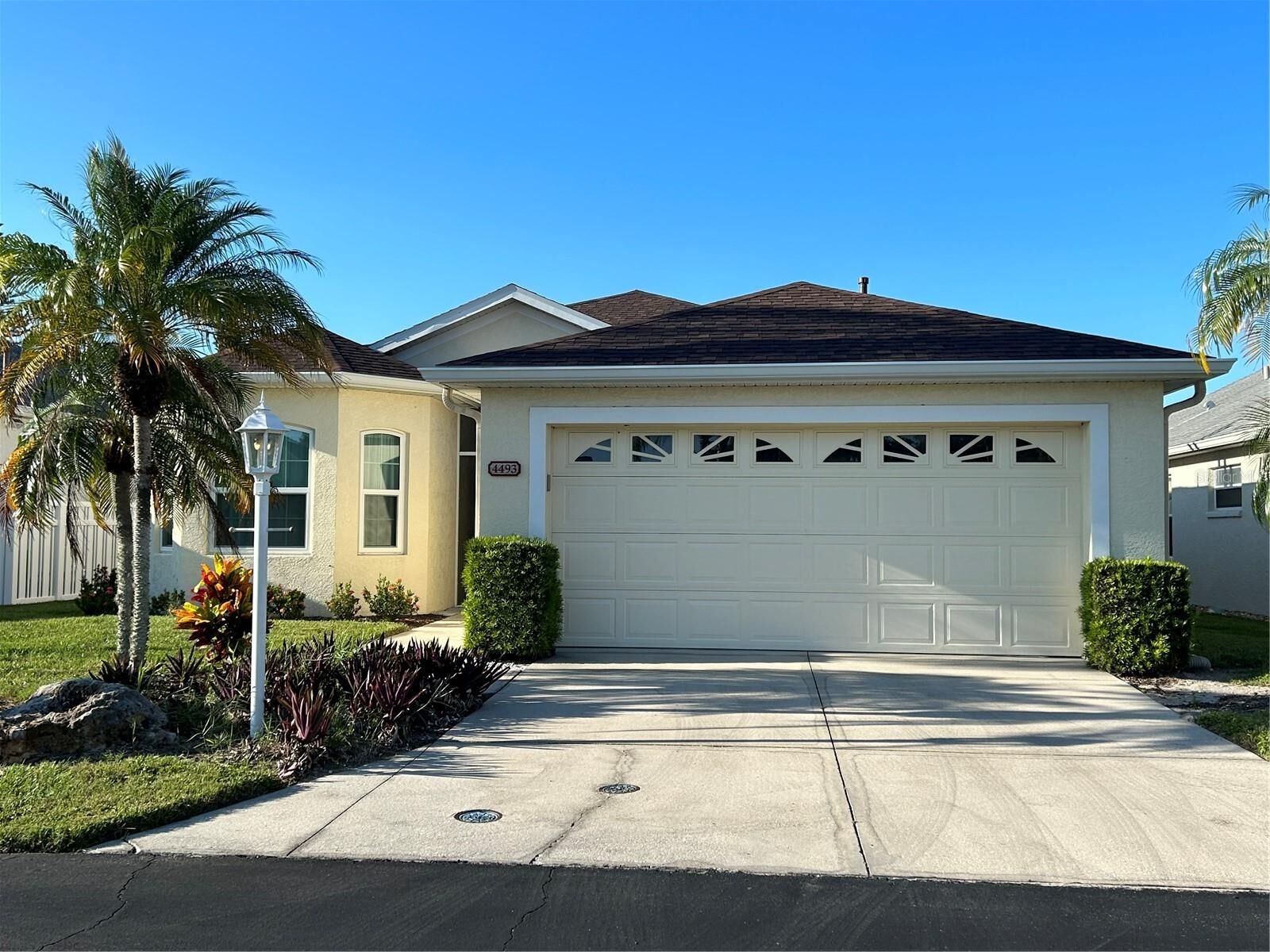 Property Photo:  4493 Edinbridge Circle  FL 34235 
