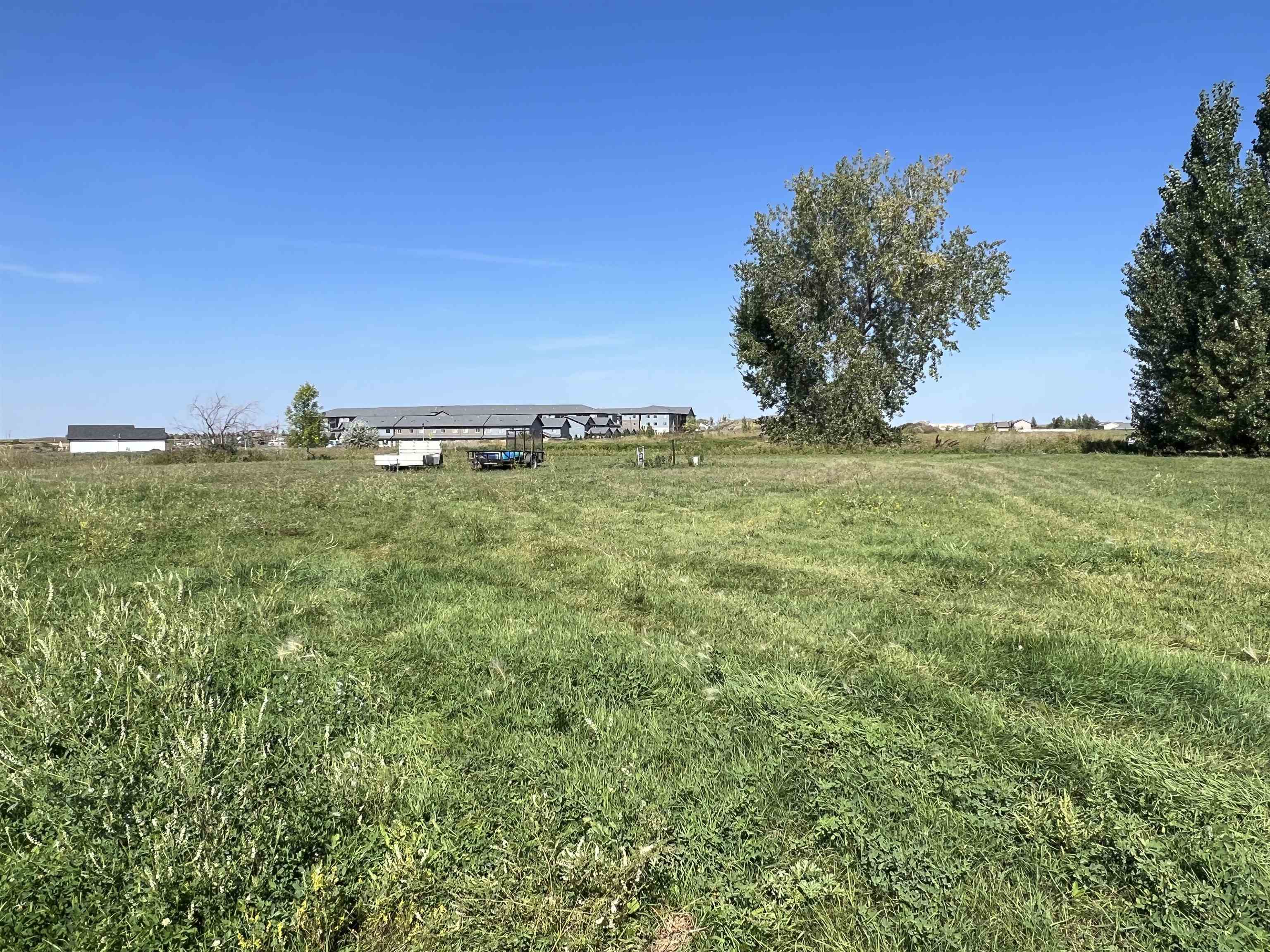 Property Photo:  913-915 27th Ave NW  ND 58703 