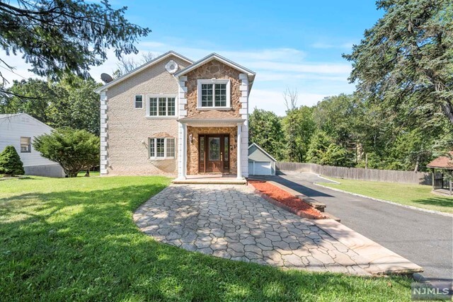 Property Photo:  620 Lackawanna Avenue  NJ 07424 