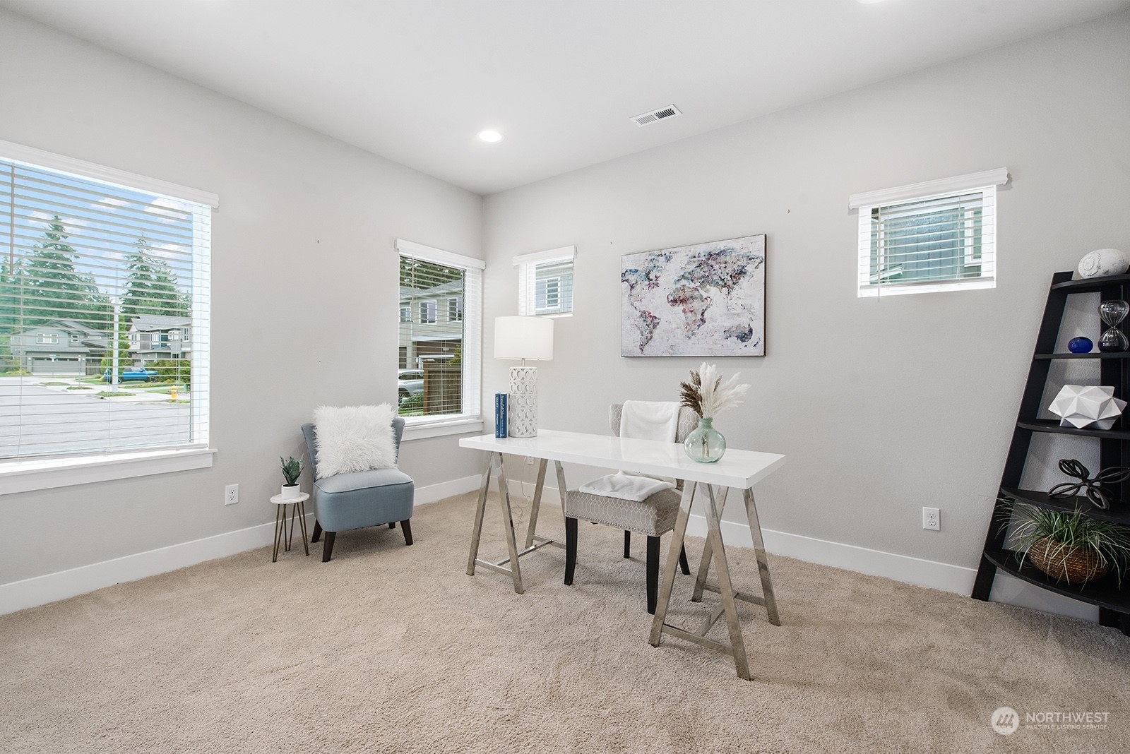 Property Photo: 15330 Meridian Drive SE WA 98087