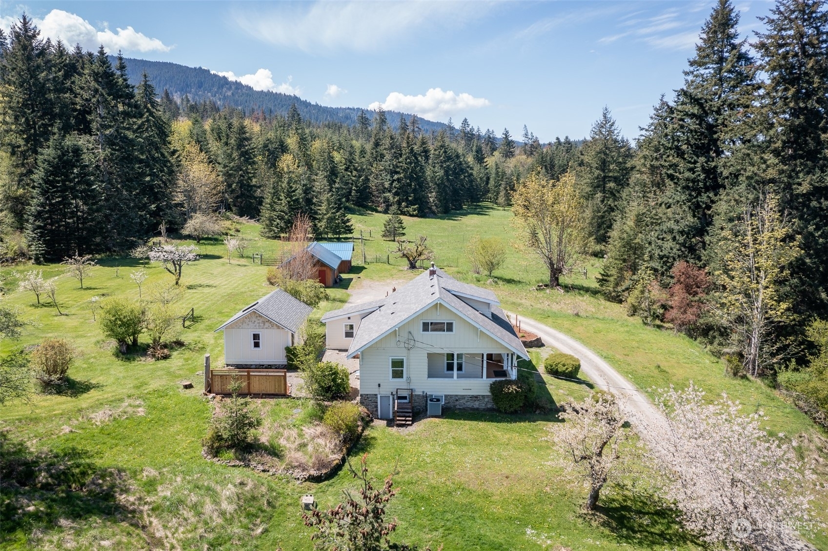 Property Photo:  2886 Monroe Road  WA 98362 