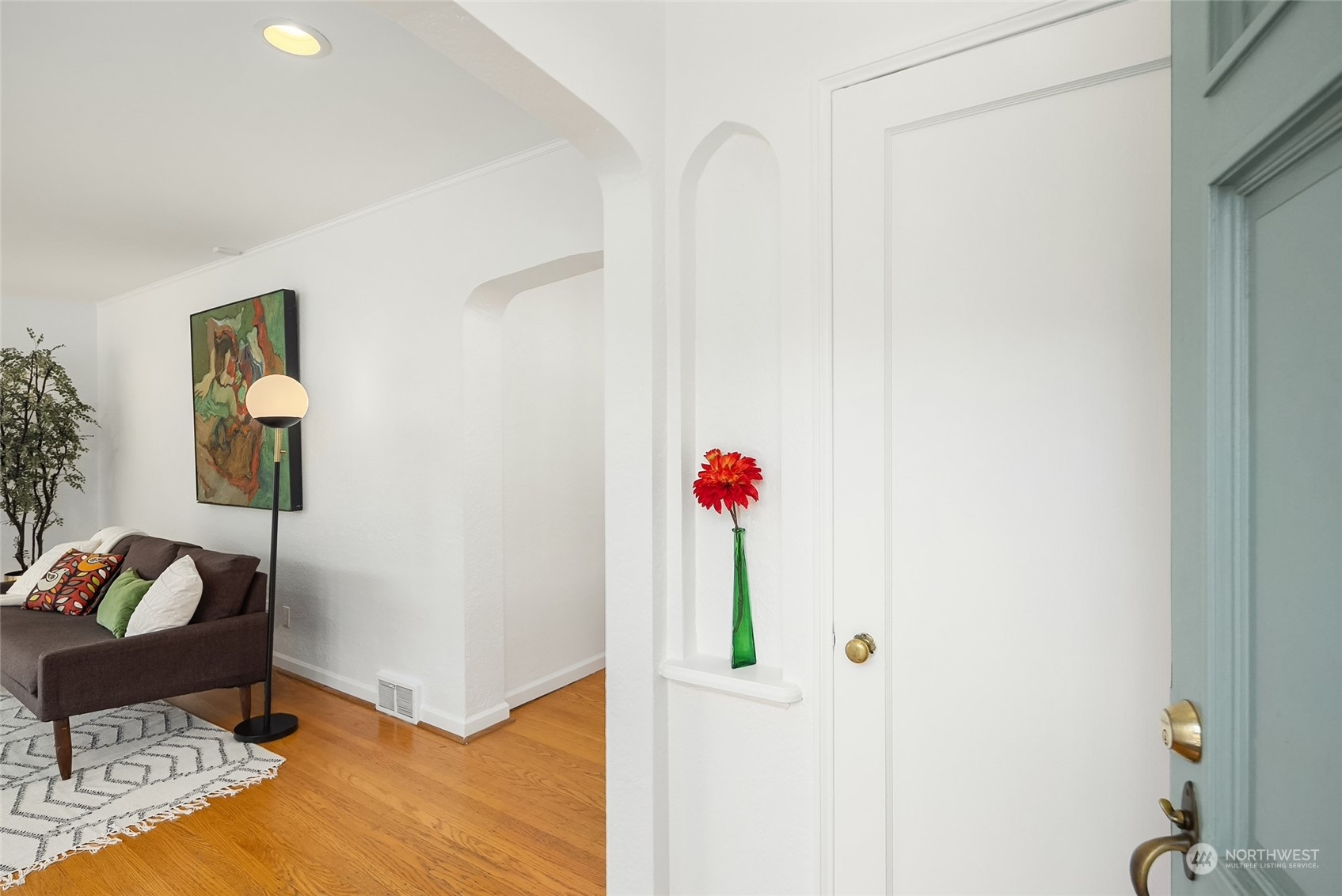 Property Photo: 7753 Jones Avenue NW WA 98117