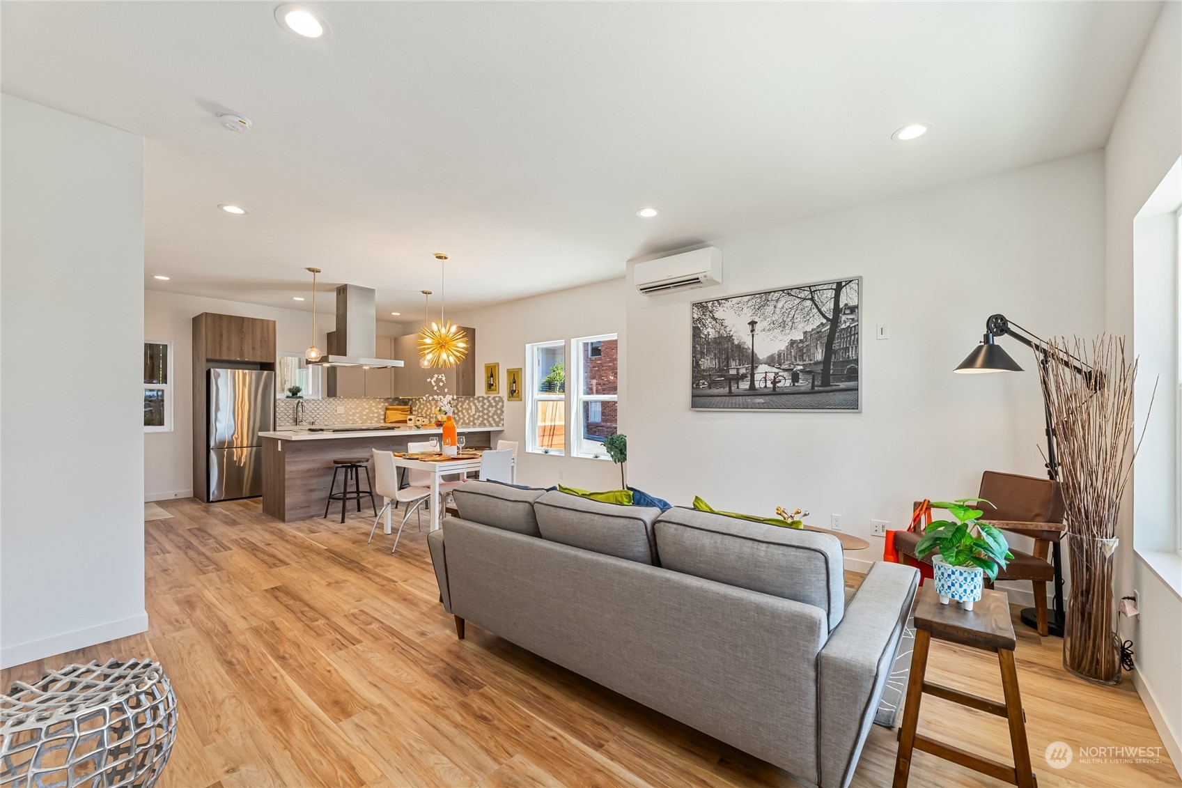 Property Photo: 4320 SW Genesee Street WA 98116