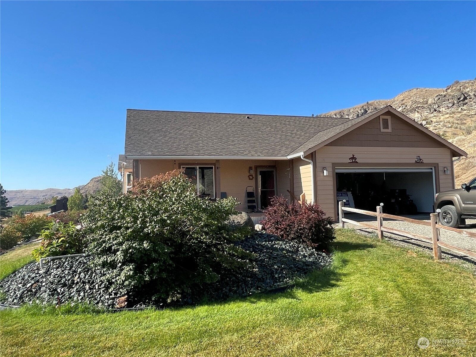 Property Photo: 11 Ira Lane WA 98829