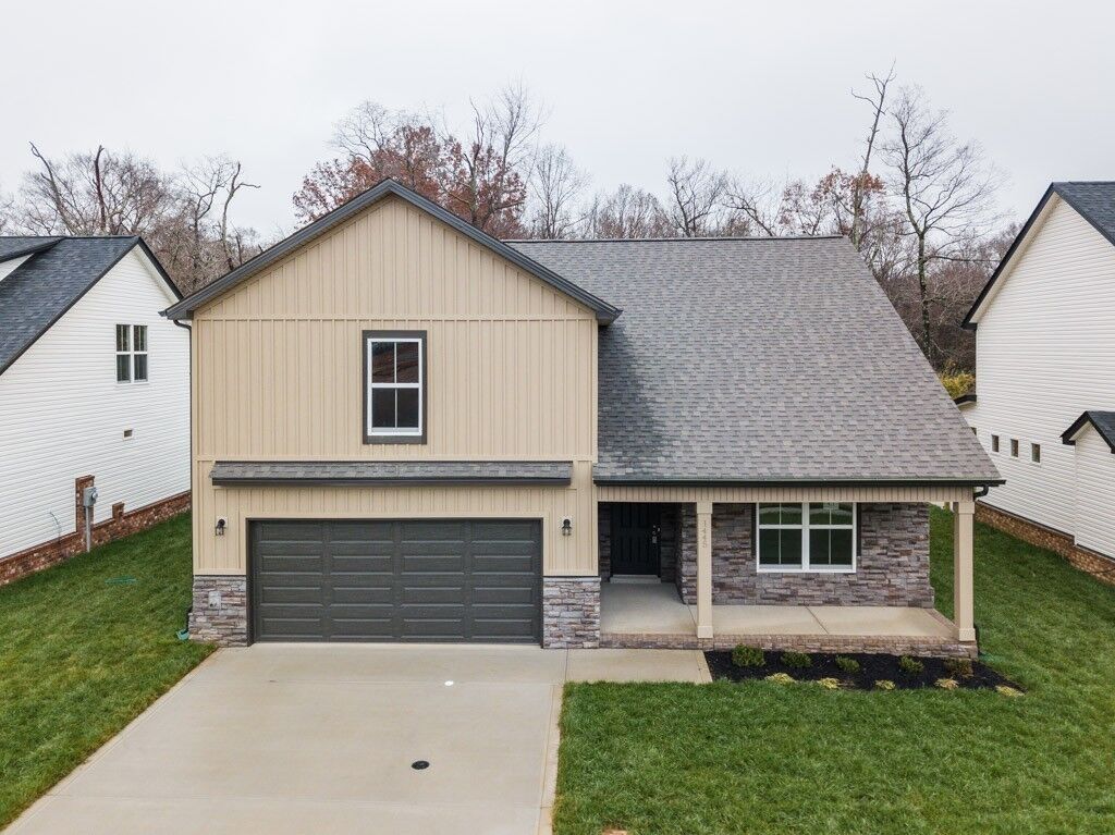 Property Photo:  1445 Citadel Dr  TN 37042 