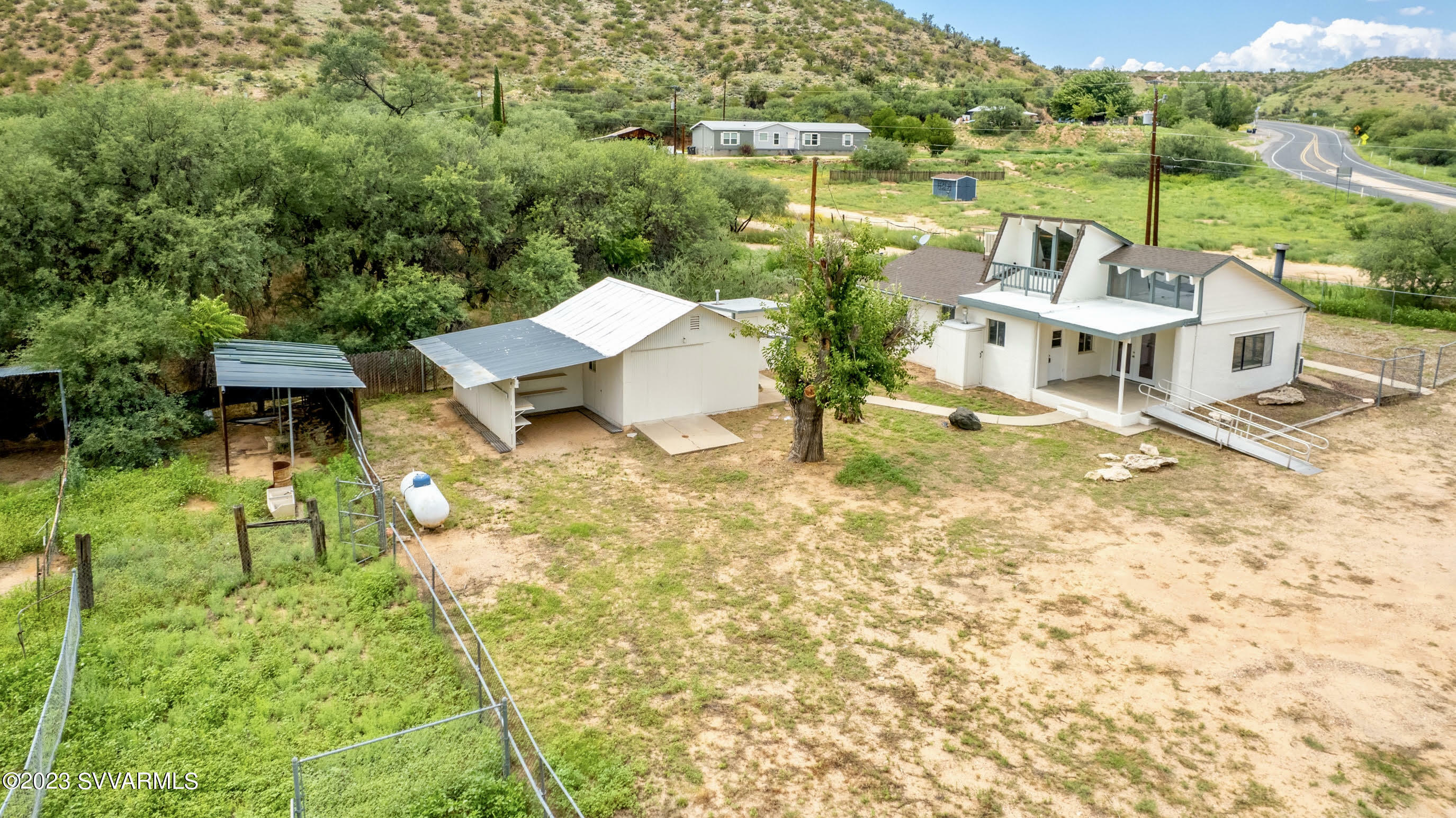 Property Photo: 9325 E Cornville Rd AZ 86325