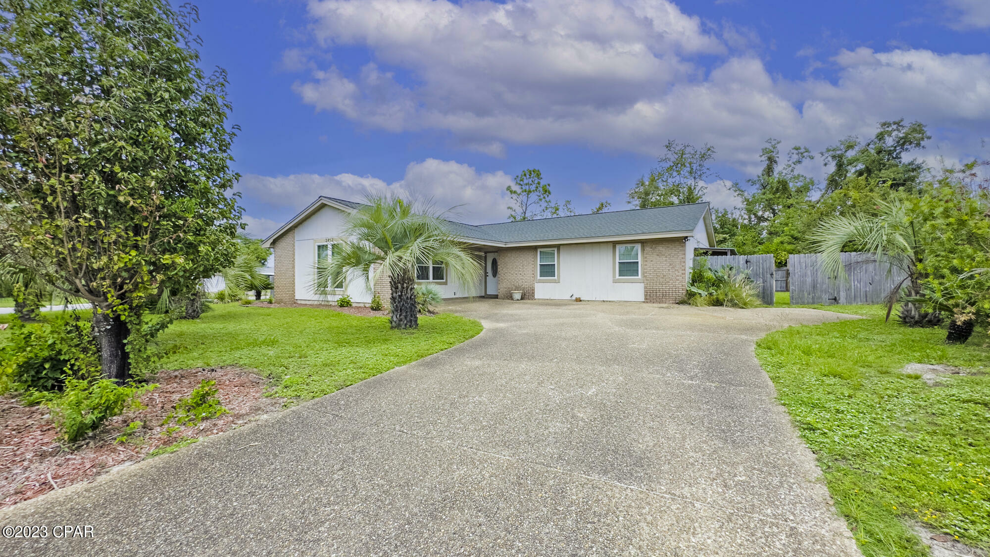 Property Photo:  2412 Heath Place  FL 32405 