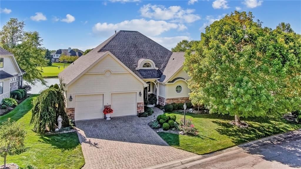 Property Photo:  173 Wynstone Court  OH 45385 