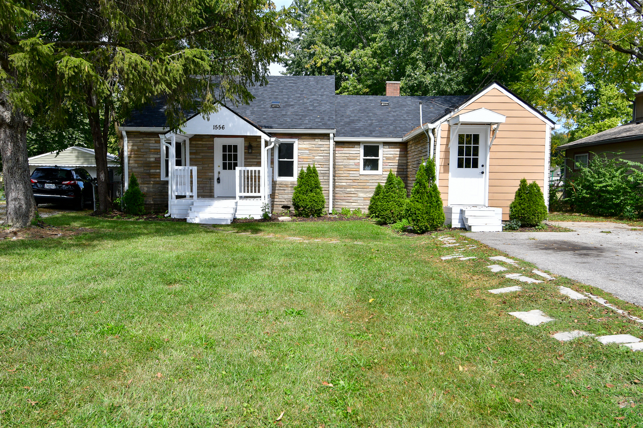 Property Photo:  1556 Dudley Avenue  IN 46227 