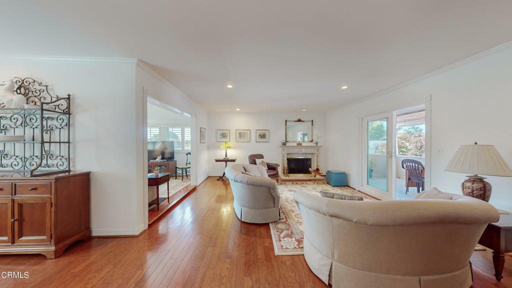 Property Photo: 888 S Orange Grove Boulevard 3E CA 91105